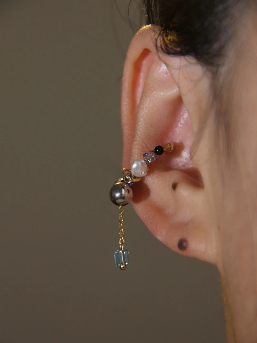 Chinoiserie MIYUKI Seed Beads Conch Clips - Lumivault