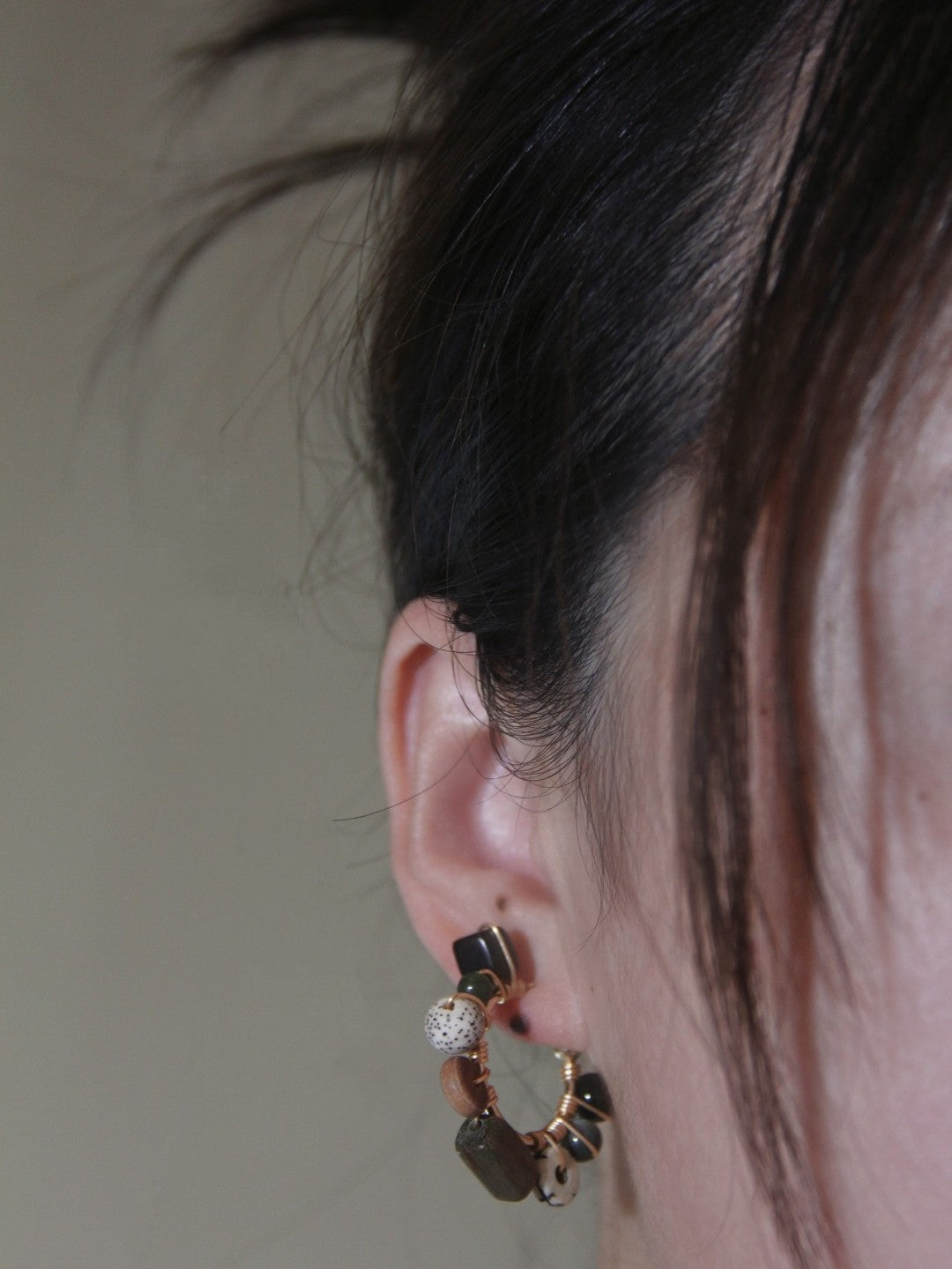 Chinoiserie Natural Bodhi Seeds Hoop Earrings