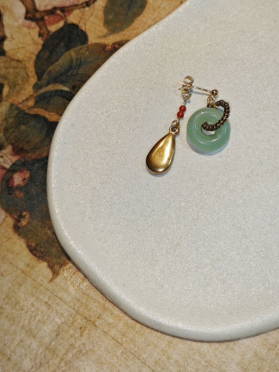 Chinoiserie Natural Jade Hoop Beaded Drop Earrings