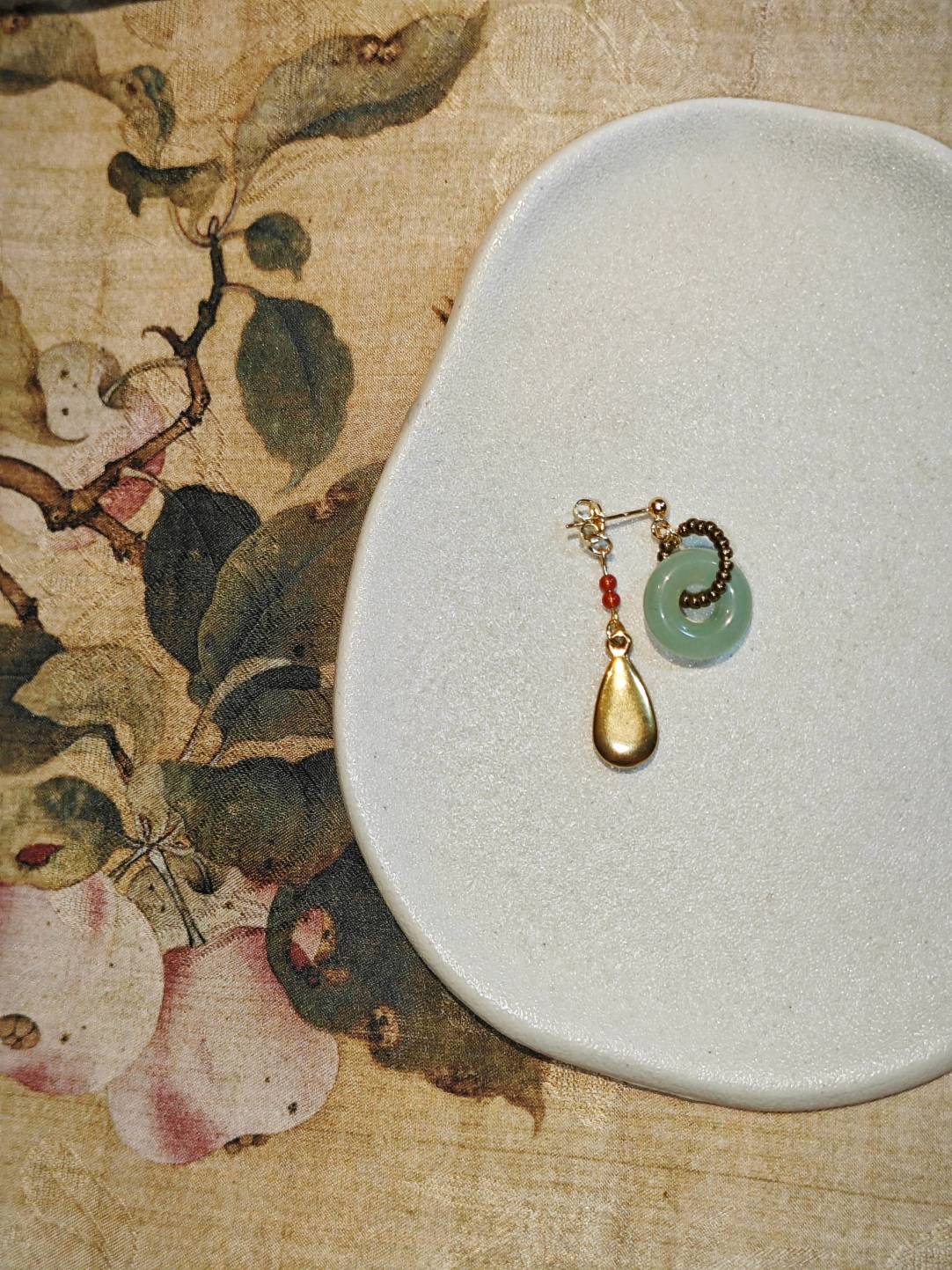 Chinoiserie Natural Jade Hoop Beaded Drop Earrings