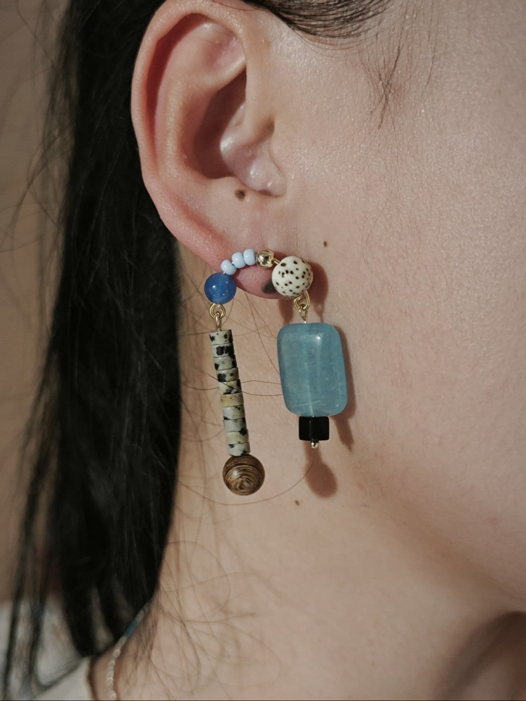 Chinoiserie Natural Sandalwood Asymmetric Blue Earrings,Lumivault.