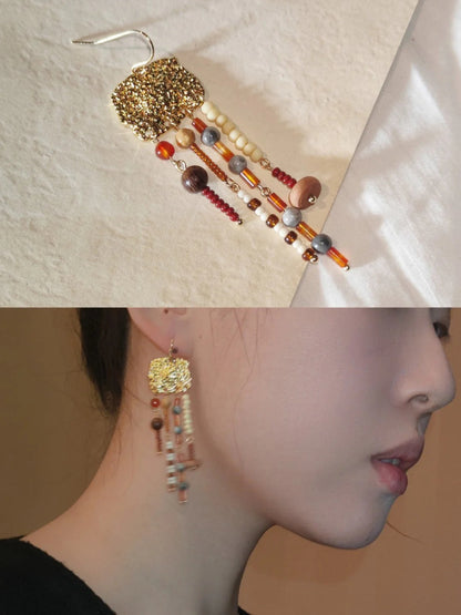 Chinoiserie Natural Sandalwood Asymmetric Silver Earrings