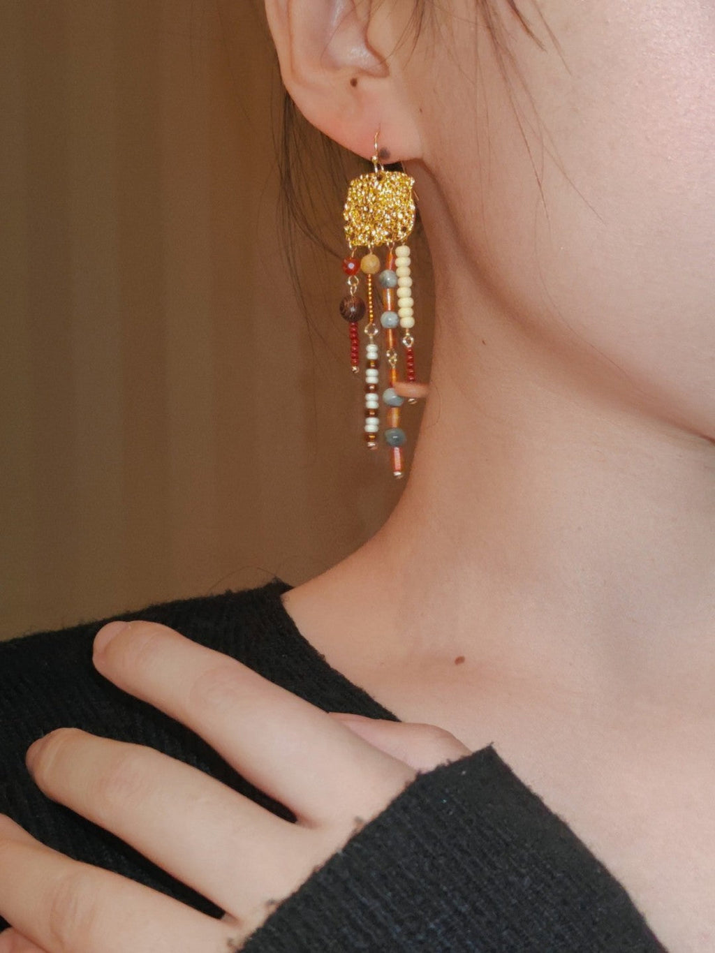 Chinoiserie Natural Sandalwood Asymmetric Silver Earrings,Lumivault.