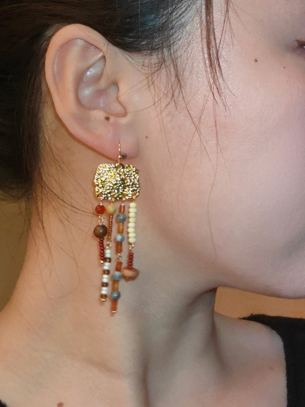 Chinoiserie Natural Sandalwood Asymmetric Silver Earrings,Lumivault.