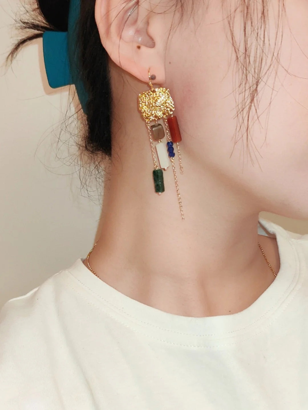 Chinoiserie Natural Sandalwood Asymmetric Silver Earrings