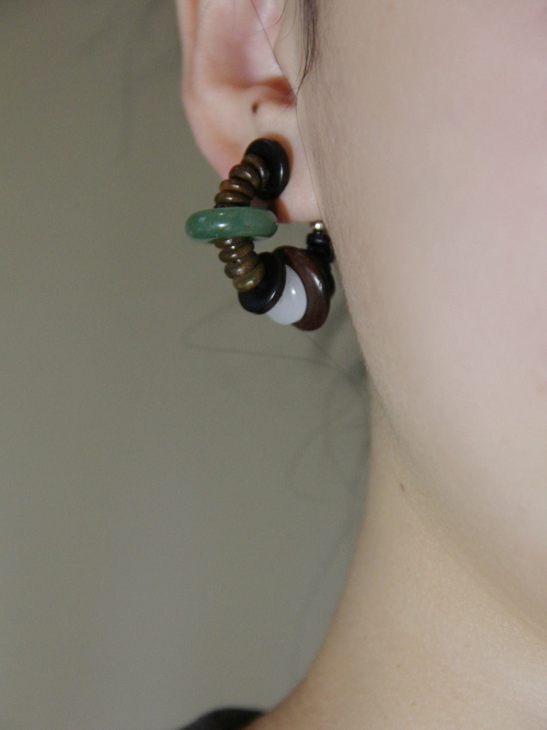 Chinoiserie Natural Sandalwood Hoop Earrings,Green / Studs,Lumivault.