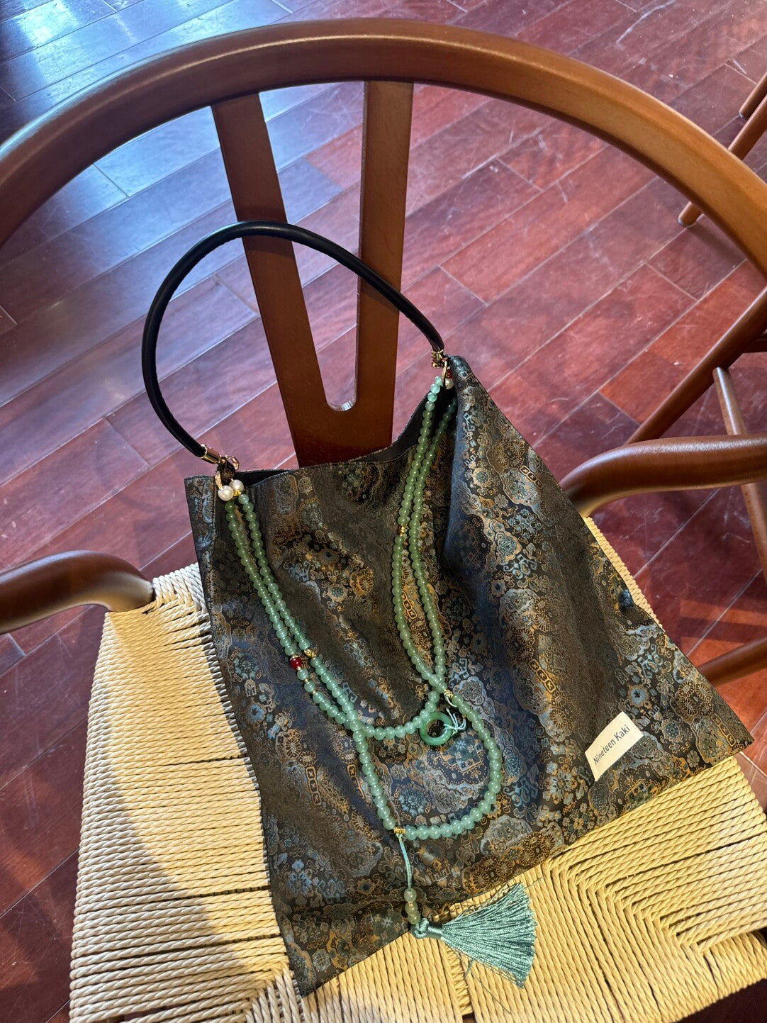 Chinoiserie Oriental Style Pattern Beaded Tassel Silk Bag - Lumivault