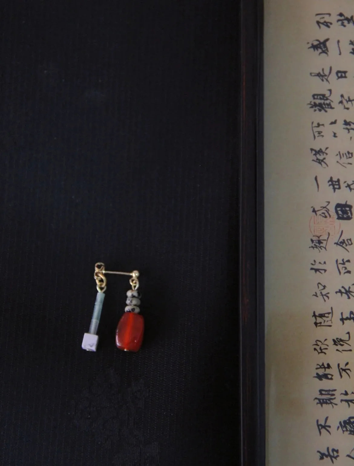 Chinoiserie Red Agate Irregular Dangle Earrings,Lumivault.