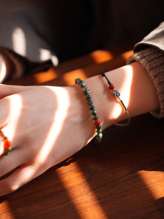 「Chinoiserie」Spring Breeze Brings Faith Green Seraphinite Bracelet - Lumivault