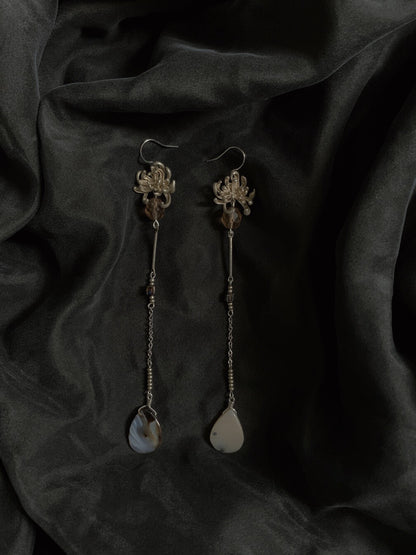 Chrysanthemum Beaded Long Earrings