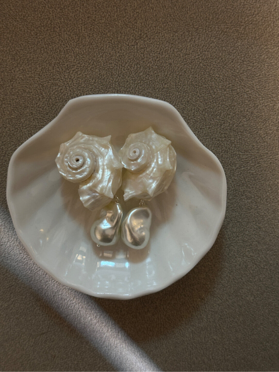 Conch Tear Earrings,Lumivault.