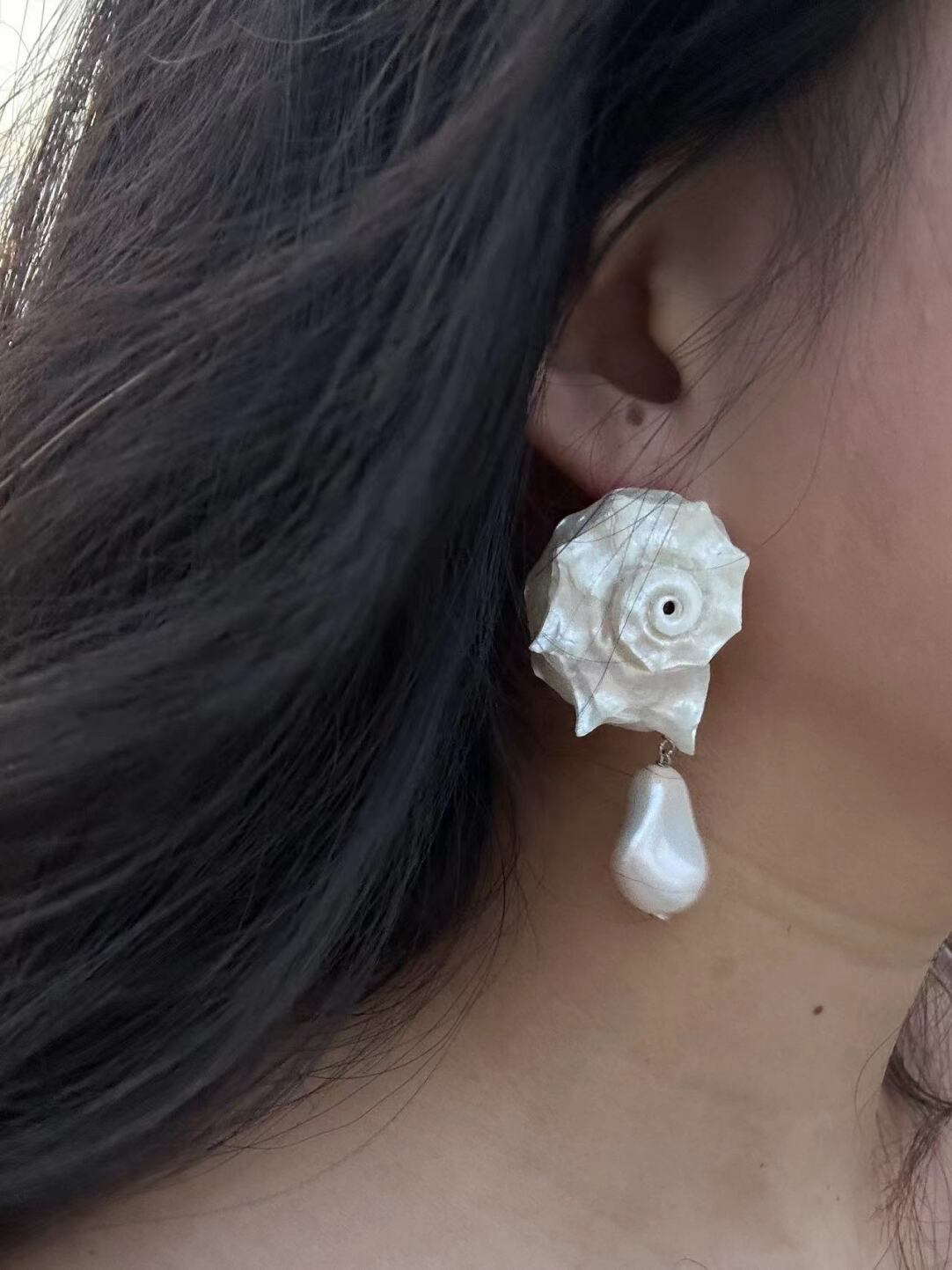 Conch Tear Earrings,Lumivault.