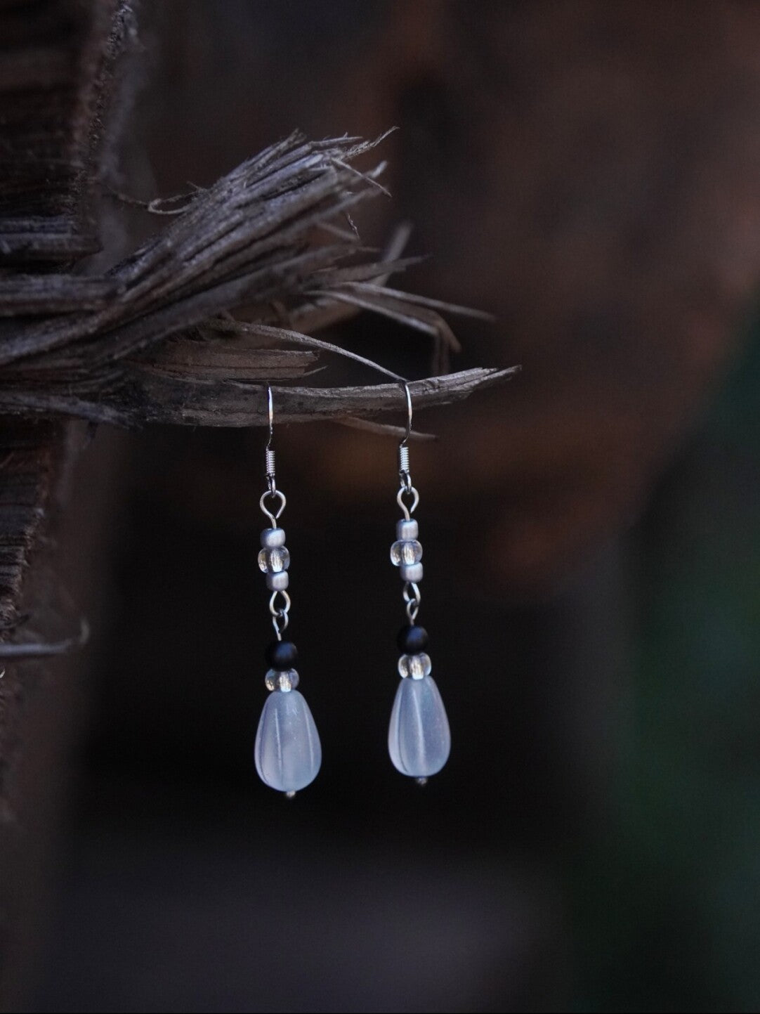 「Chinoiserie」 Gemstone Cool Matte Earrings - Lumivault