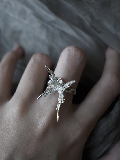 Dead Leaf Butterfly Open Ring - Lumivault