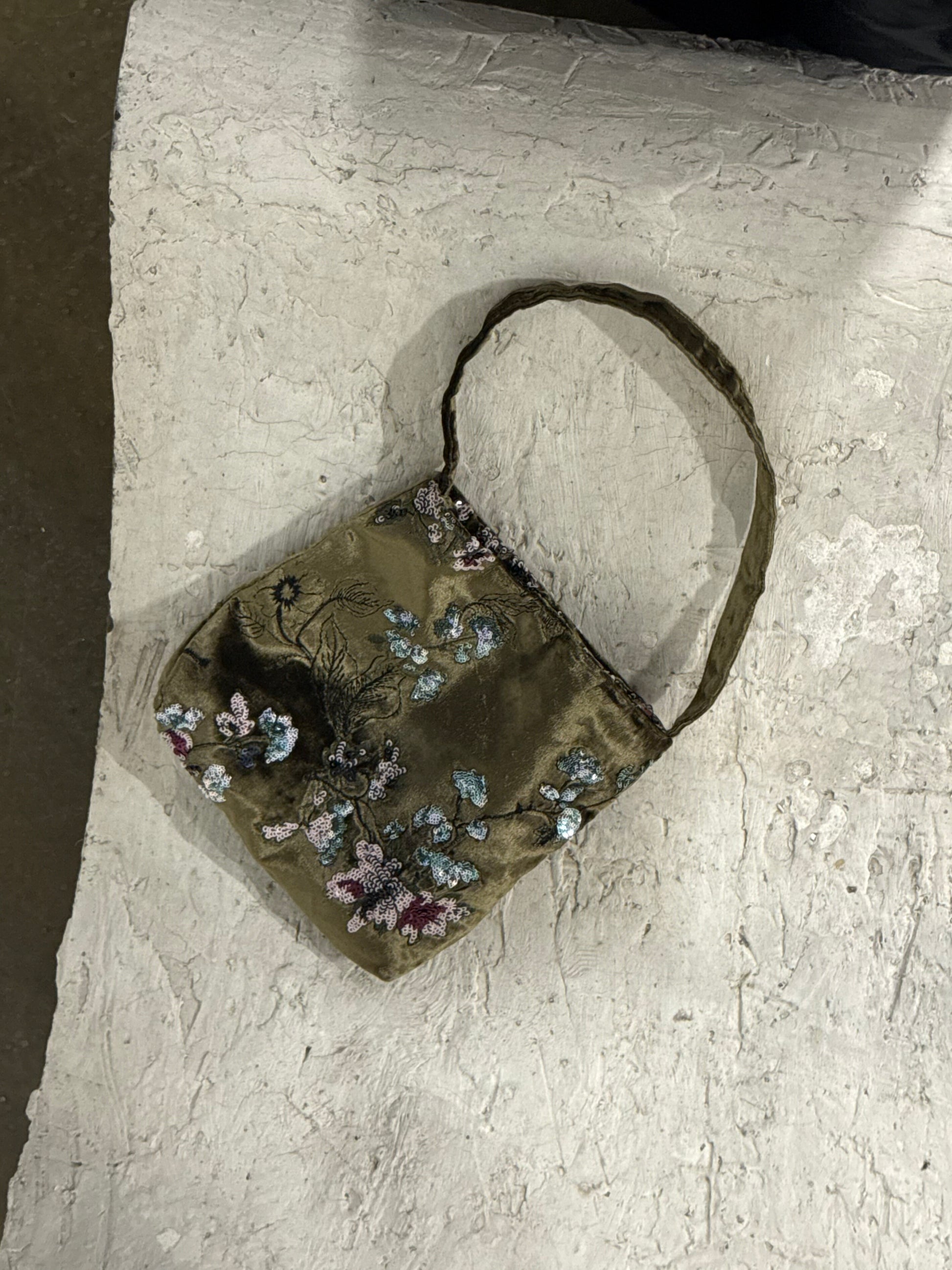 Embroidery Silk Velvet Shoulder Bag - Lumivault