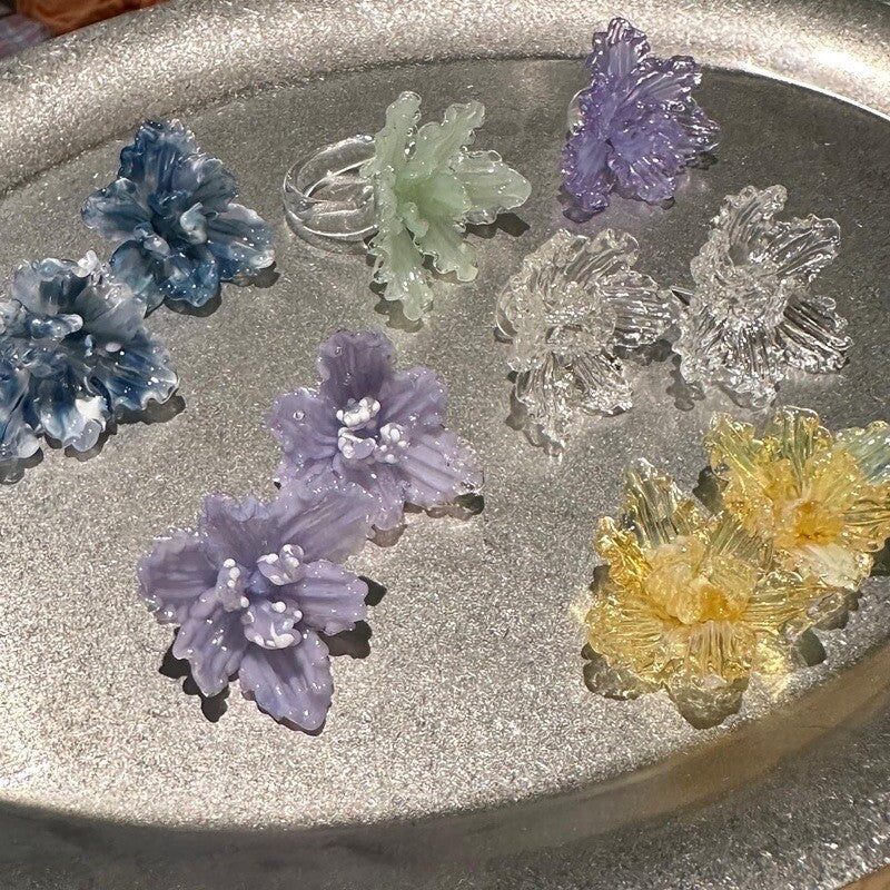 Flamework Glass Iris Stud Earrings,Lumivault.