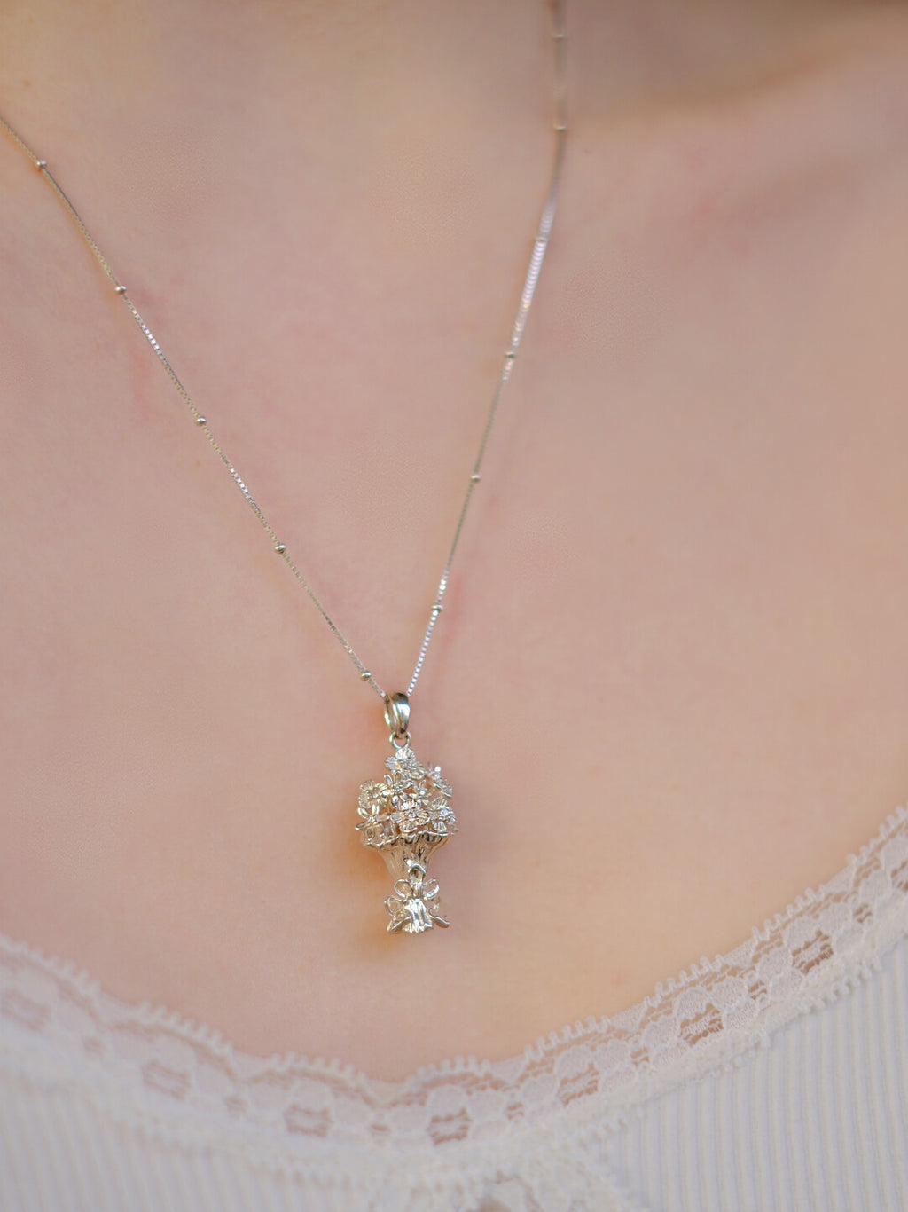 Handmade Bouquet Luxury Necklace,Lumivault.