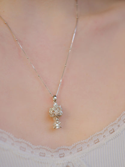 Handmade Bouquet Luxury Necklace - Lumivault