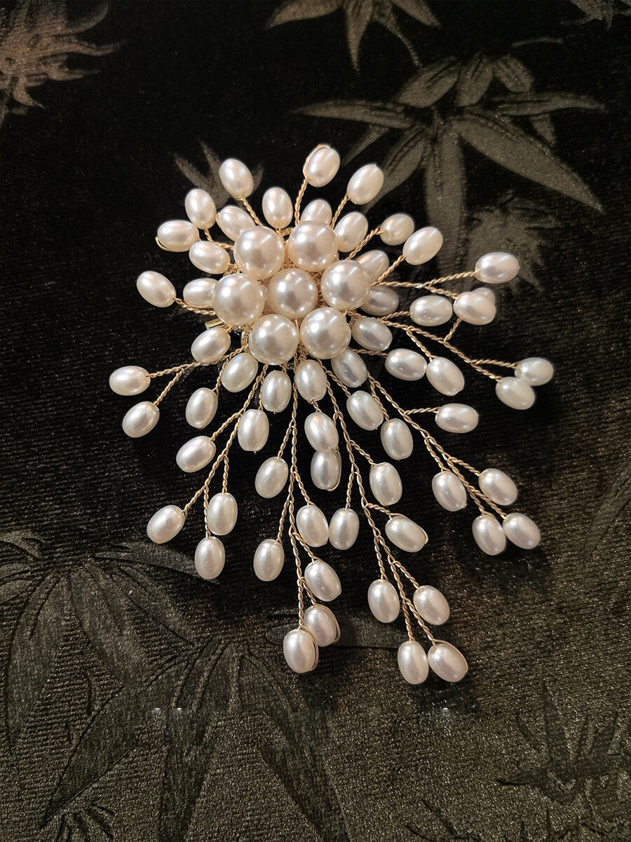 Handmade Copper Wire Beaded Flower Brooch,Lumivault.