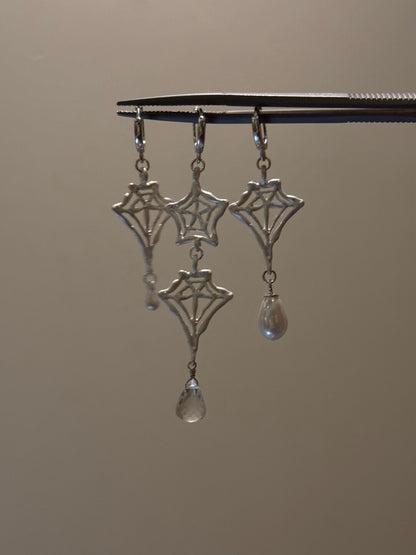 Handmade Spider Web Star Gemstone Silver Single Earring - Lumivault