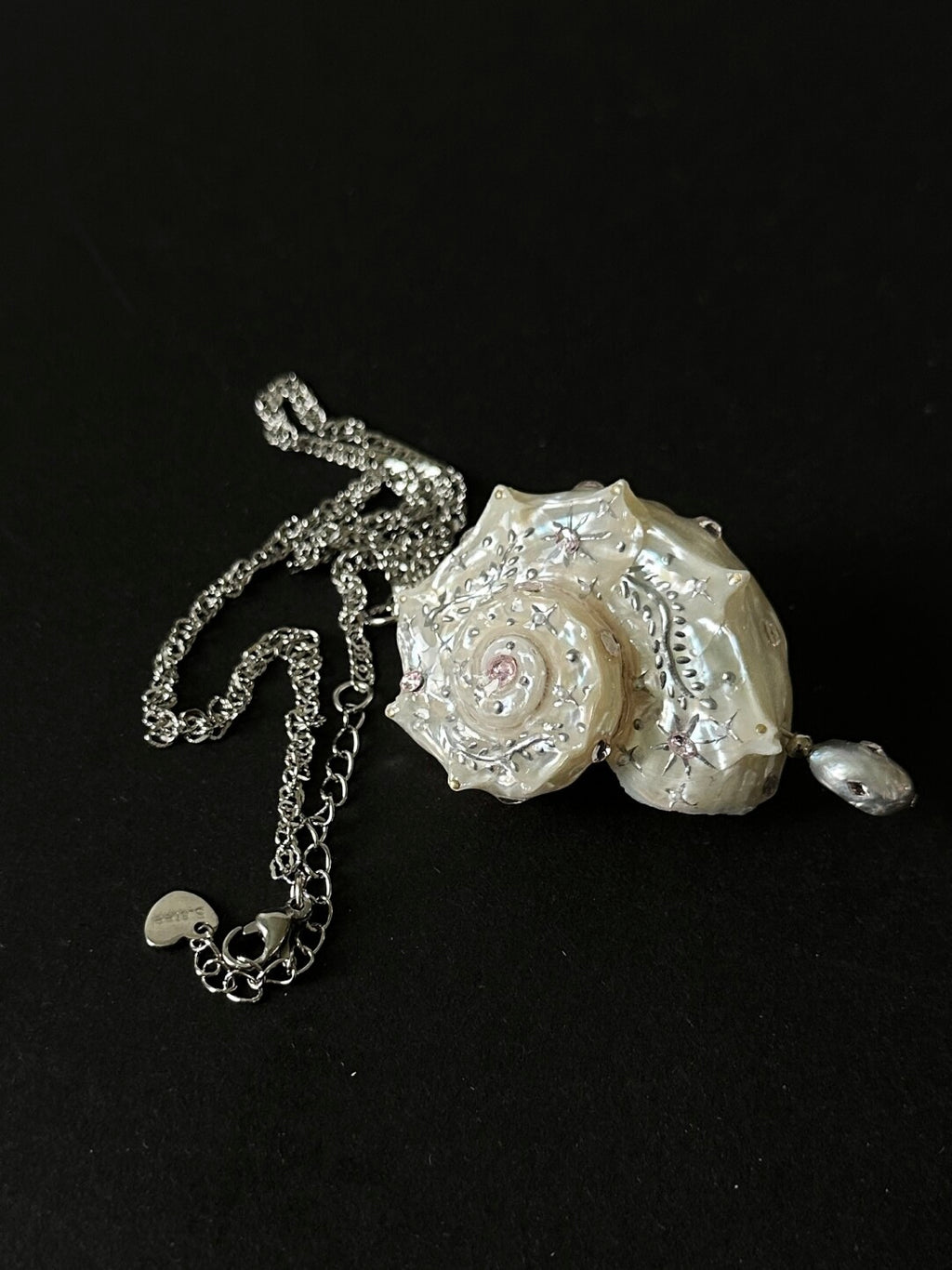 Handmade Starry Conch Necklace,Pink Diamond,Lumivault.
