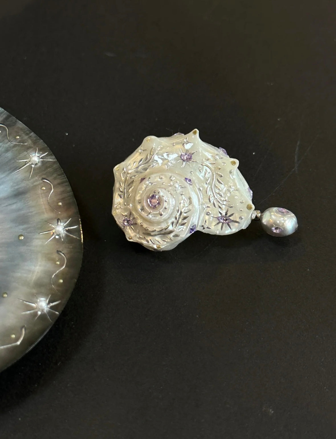 Handmade Starry Conch Necklace,Deep Purple Diamond,Lumivault.