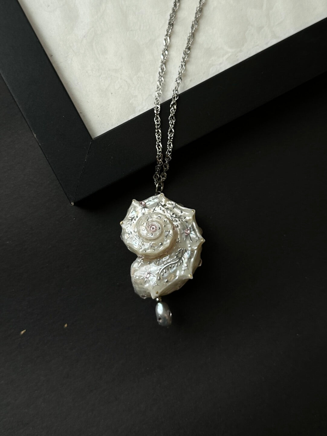 Handmade Starry Conch Necklace,Lumivault.