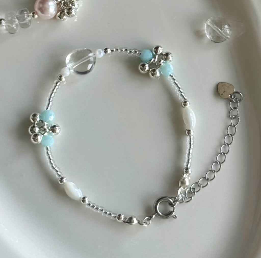 Dozing Afternoon Rock Crystal Vacation Bracelet,Light Blue White Water (Note Wrist Size),Lumivault.
