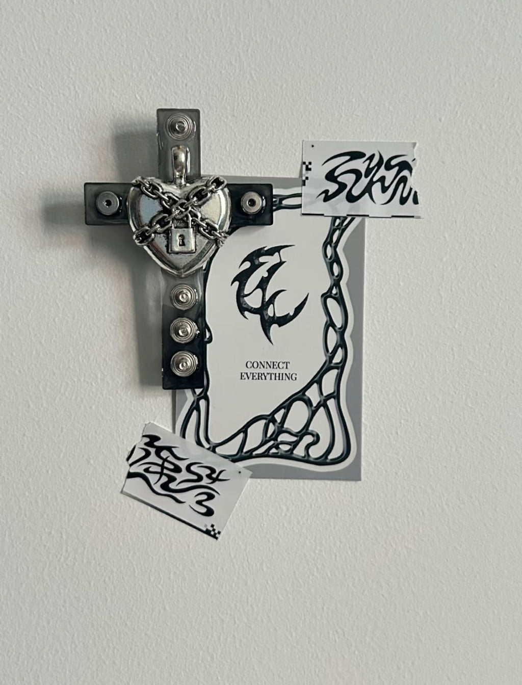 Gothic Cross Hair Clips,5,Lumivault.