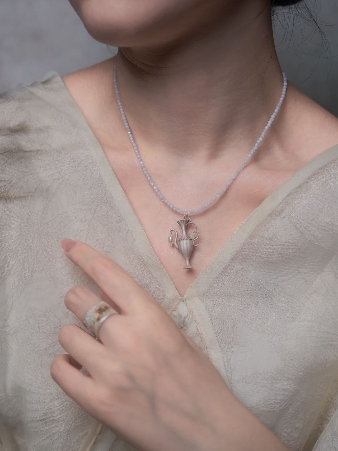 La Source Flagon Pearl Necklace,Lumivault.