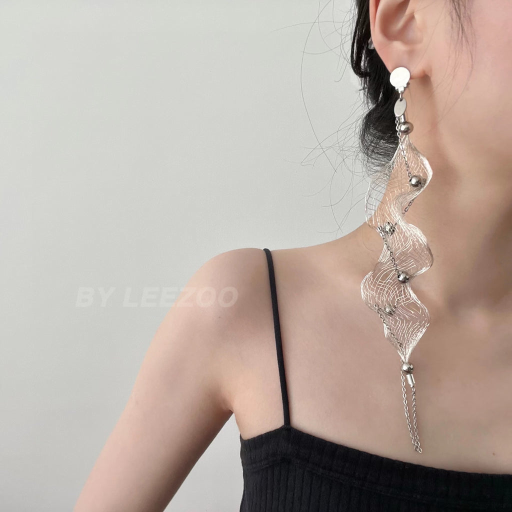 Metal Wire Woven Wave Long Earring,Lumivault.