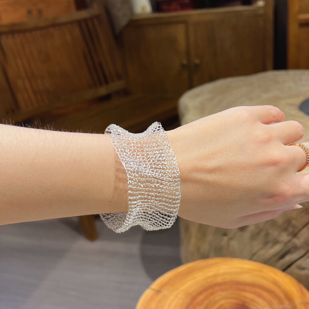 Metal Woven Hollow Bracelet,Lumivault.