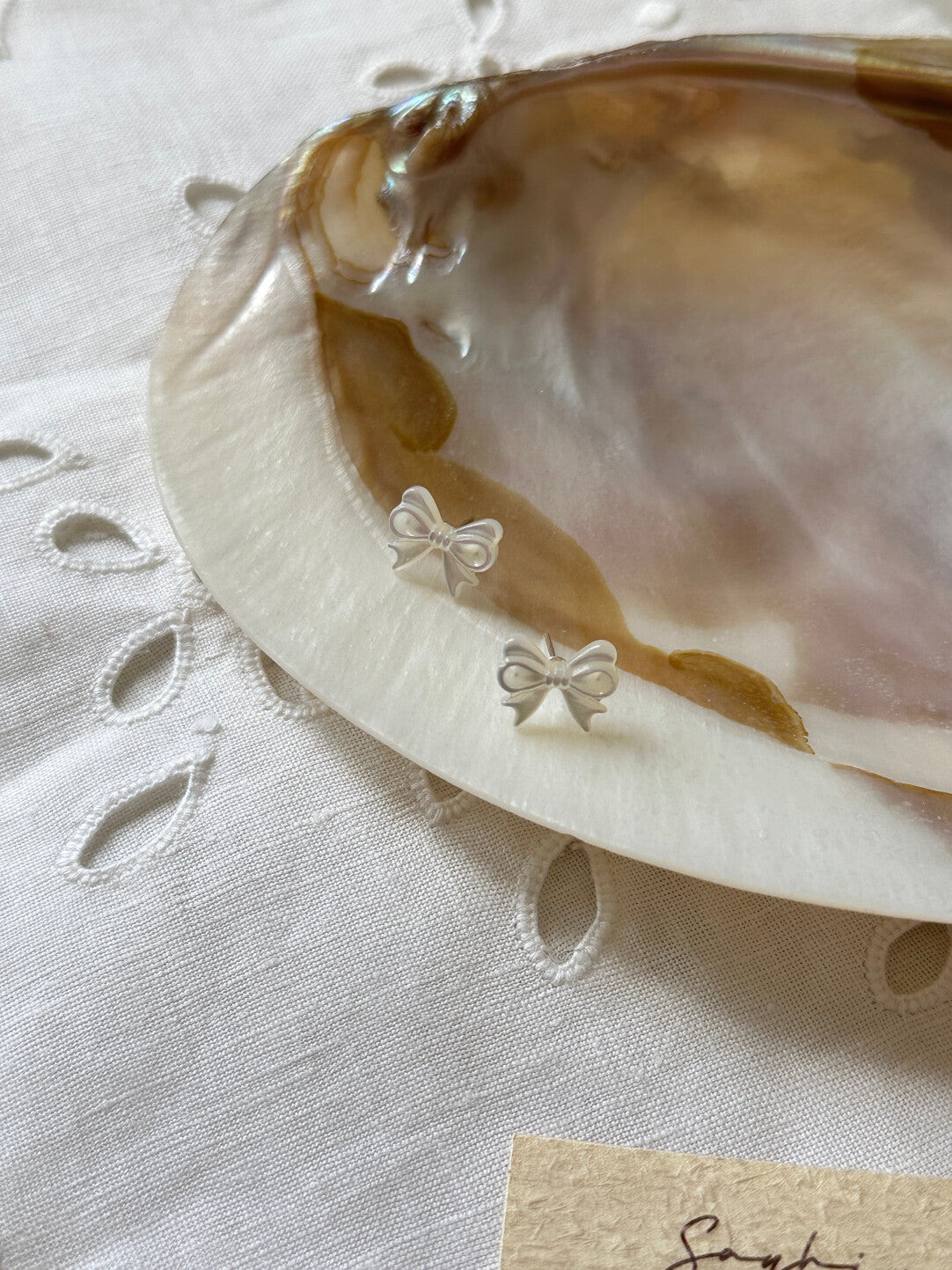 Mini Bow Shell Earrings,Lumivault.