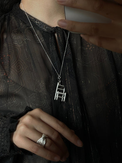 Mini Chair Silver Filigree Necklace - Lumivault