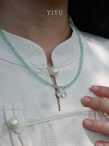 Mint Mambo Iris Necklace