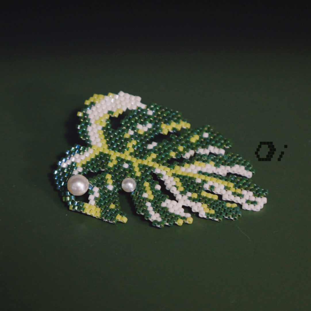 Monstera Beaded Brooch,Lumivault.