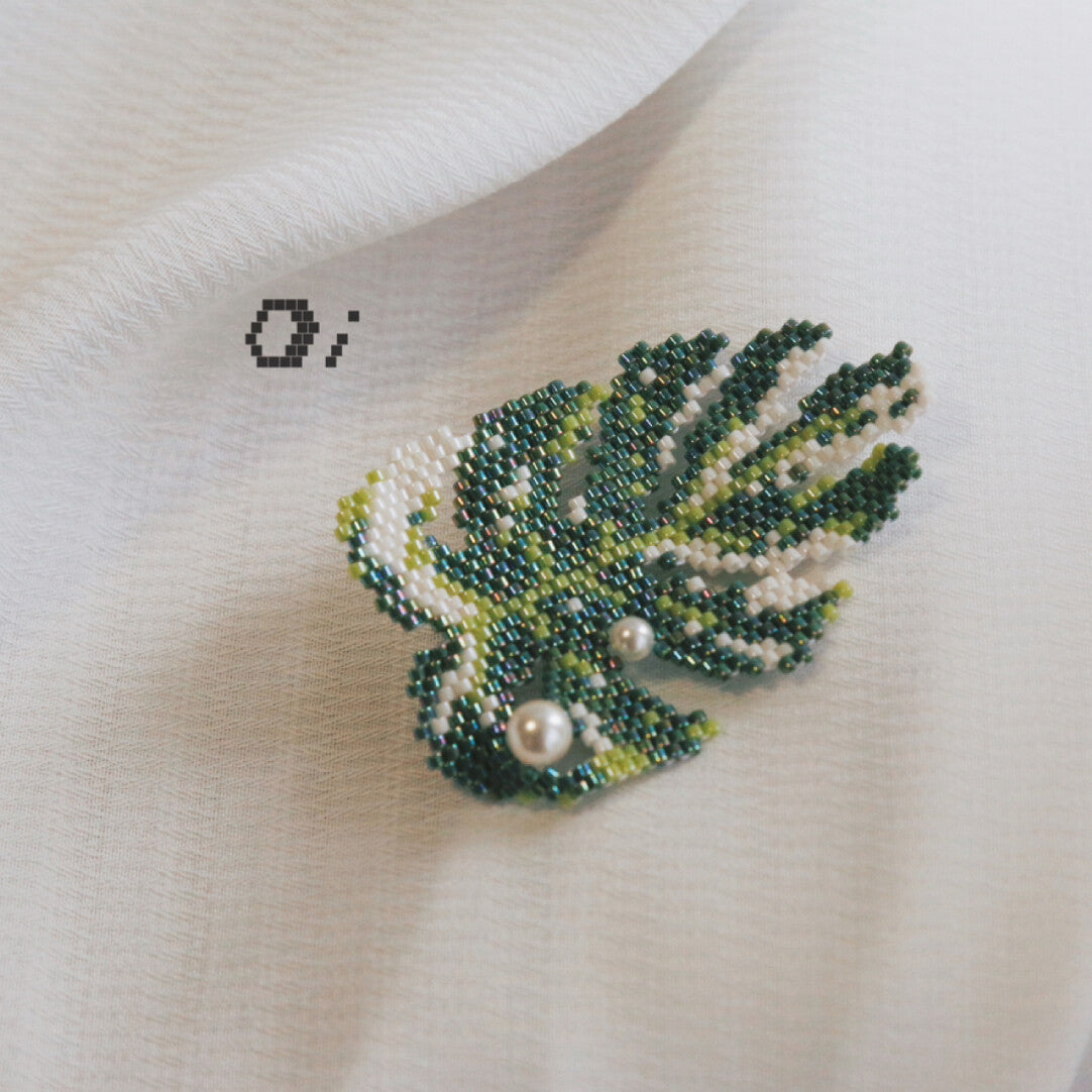 Monstera Beaded Brooch,Lumivault.