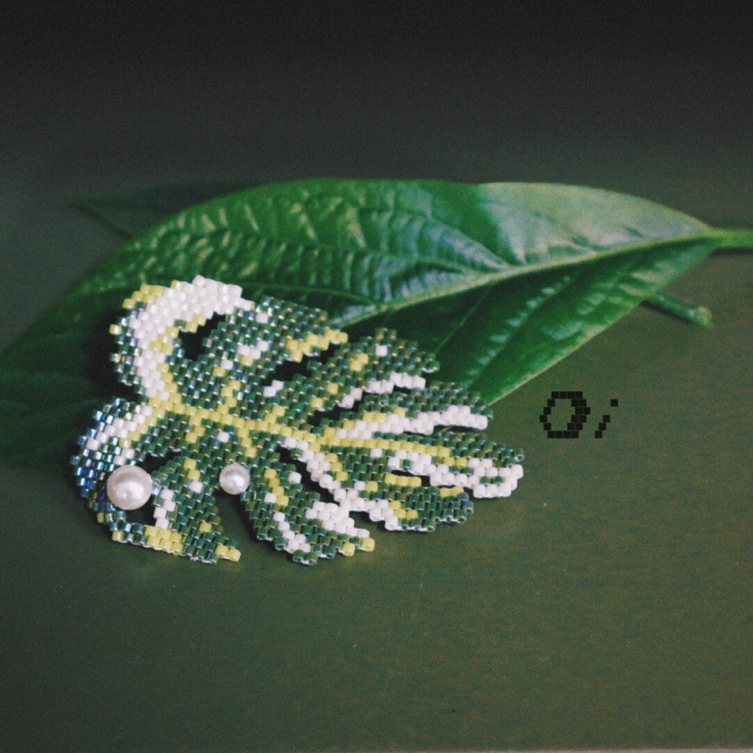 Monstera Beaded Brooch,Lumivault.