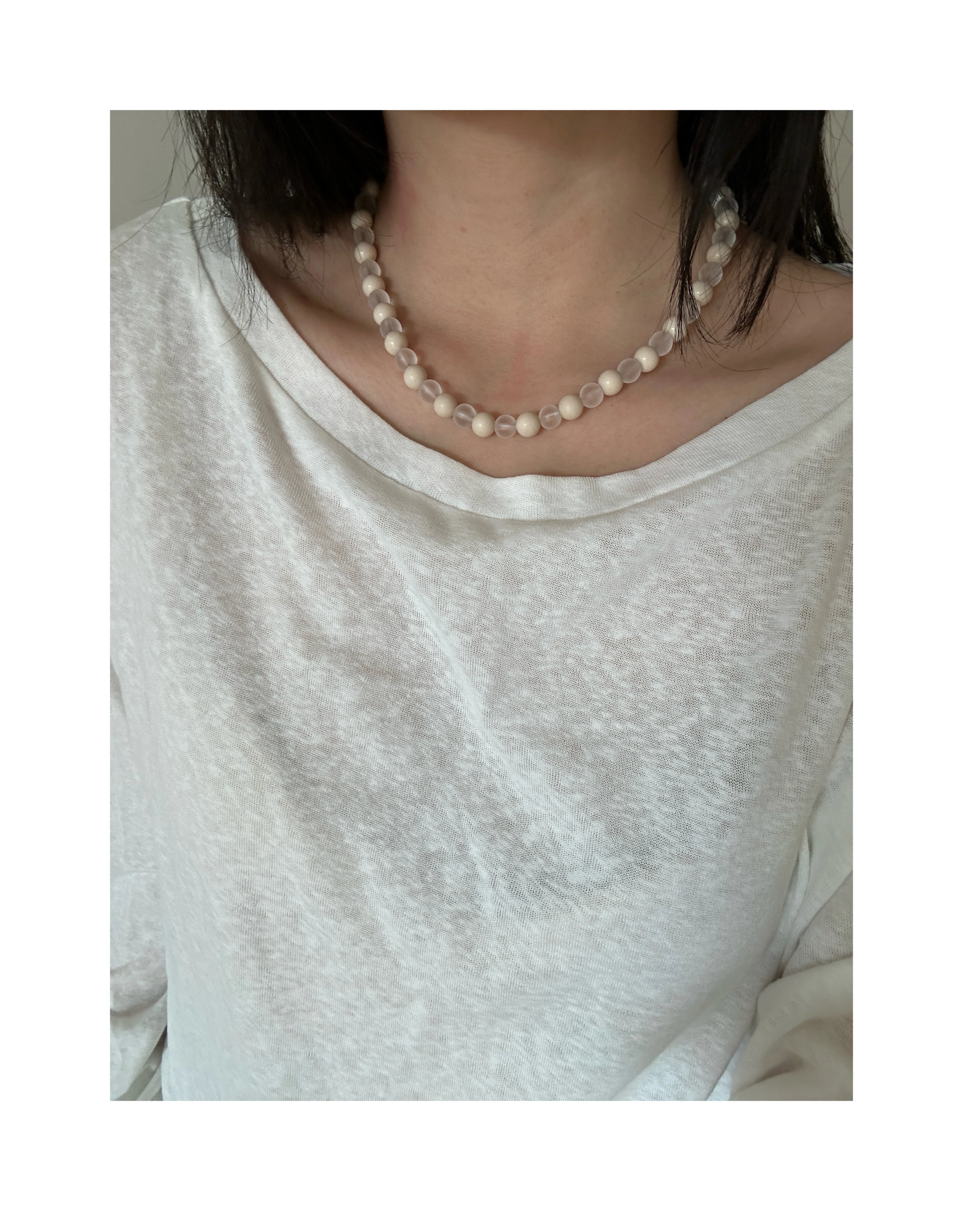 White Fossil Beaded Clavicle Necklace - Lumivault