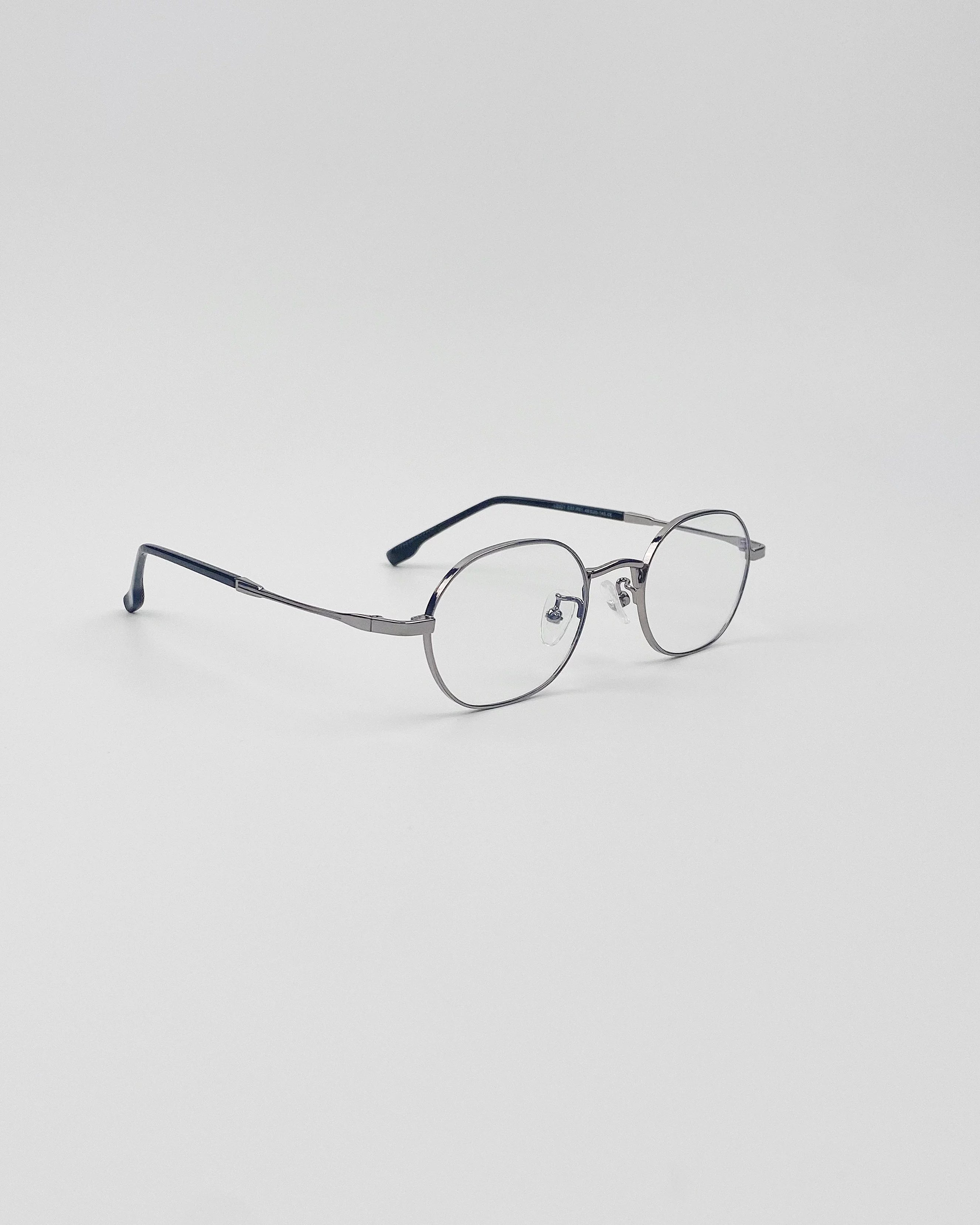 Classic Oval Metal Eyeglasses - Lumivault