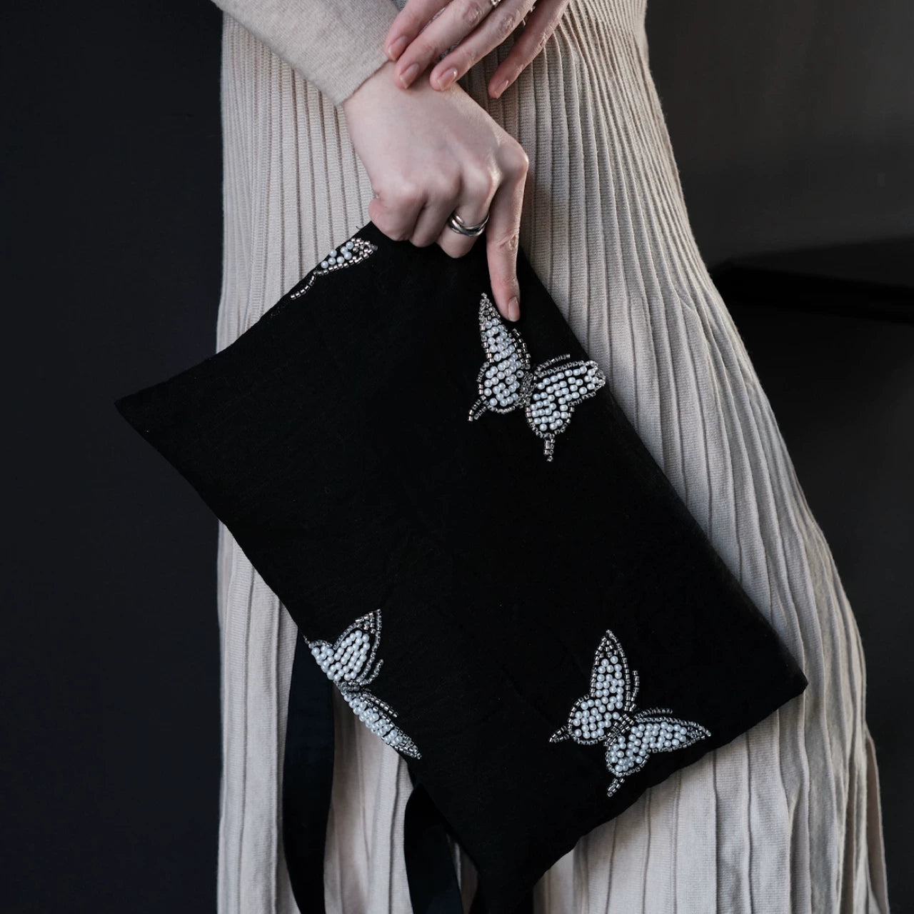 Elegant Butterfly Beaded Shoulder Bag - Lumivault