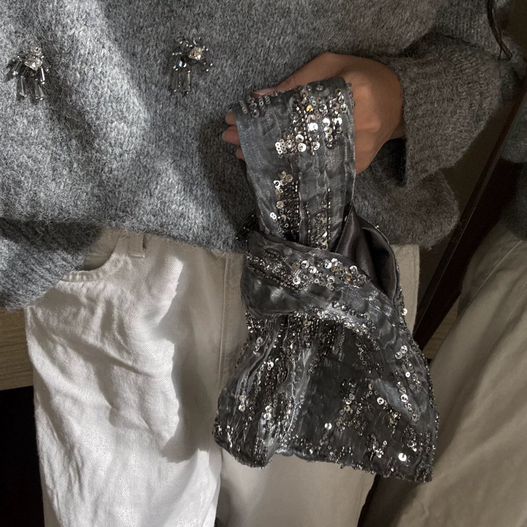 Vintage Silver Sequin Beaded Handbag - Lumivault
