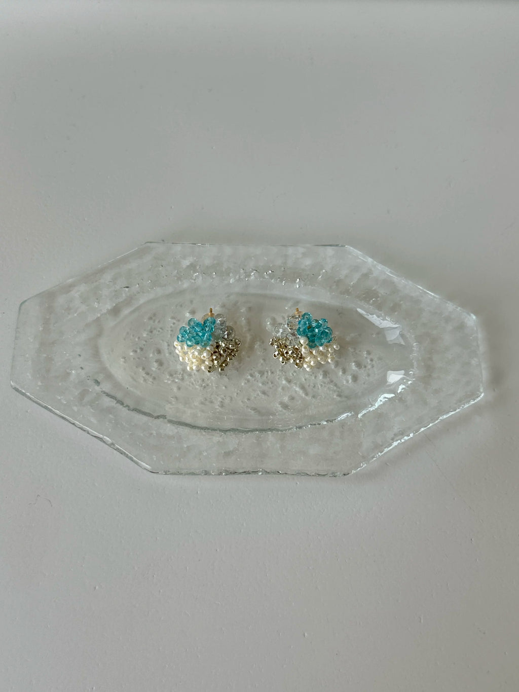 Gentle Blue Bubble Beaded Flower Earrings - Lumivault