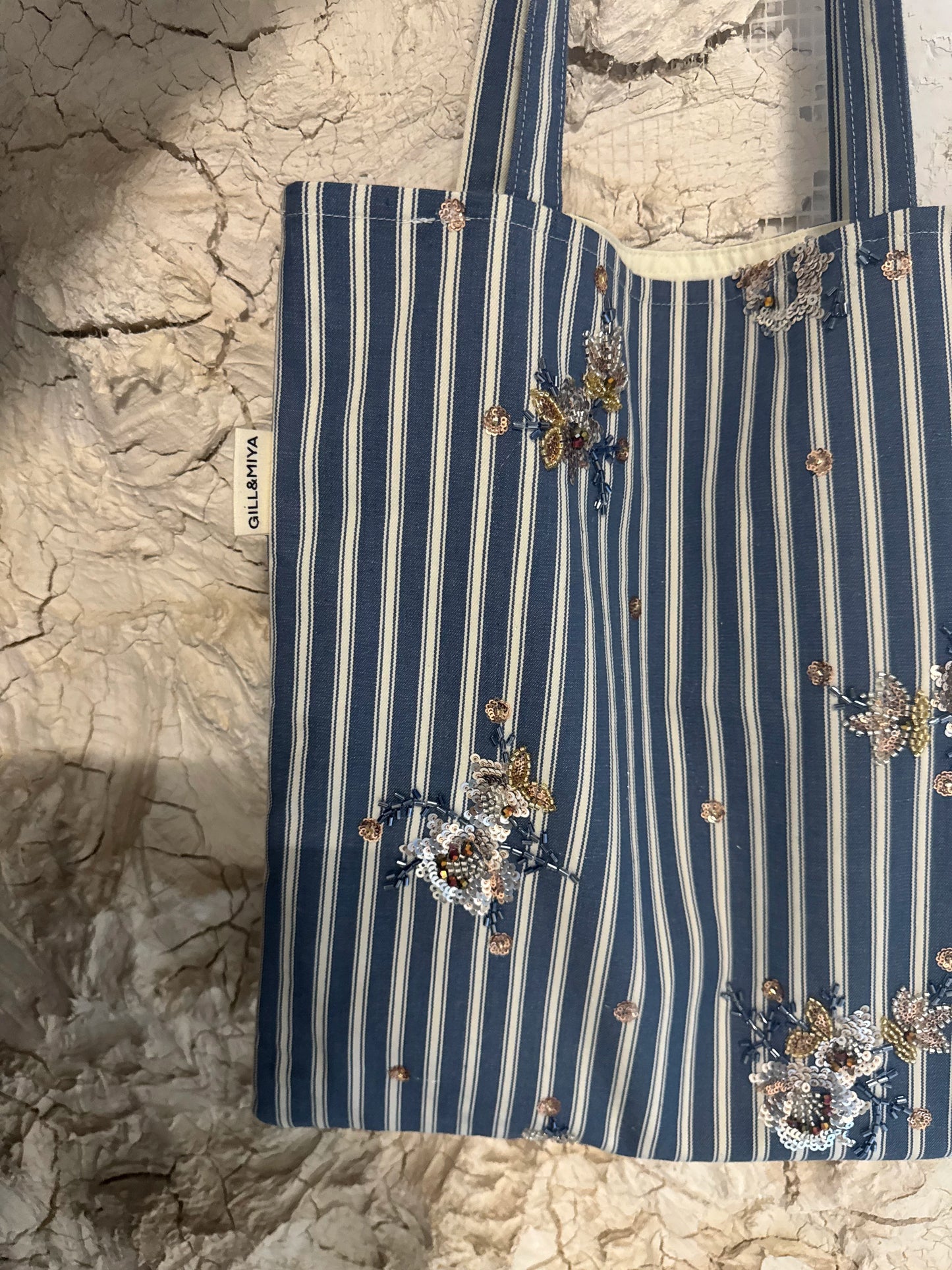 Classic Embroidered Striped Canvas Bag - Lumivault