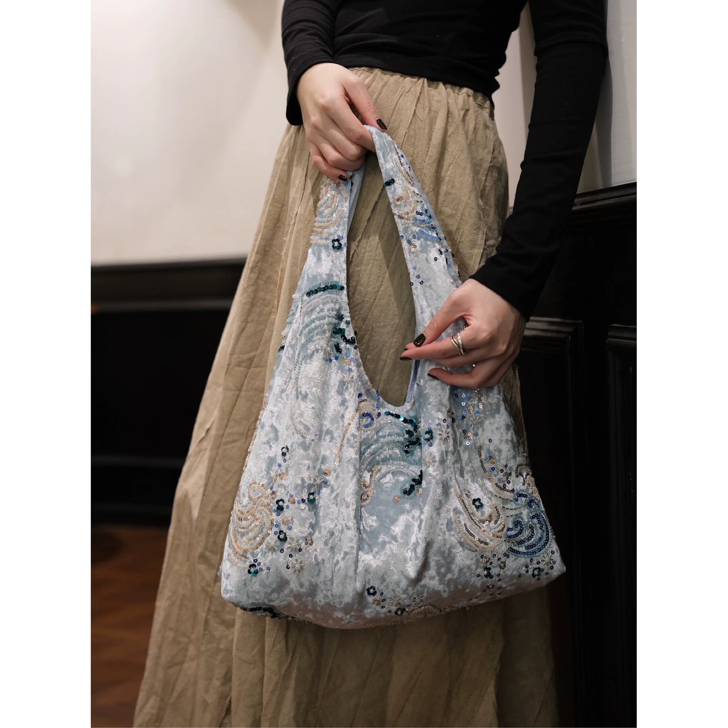 Moon Tide Velvet Hobo Bag - Lumivault