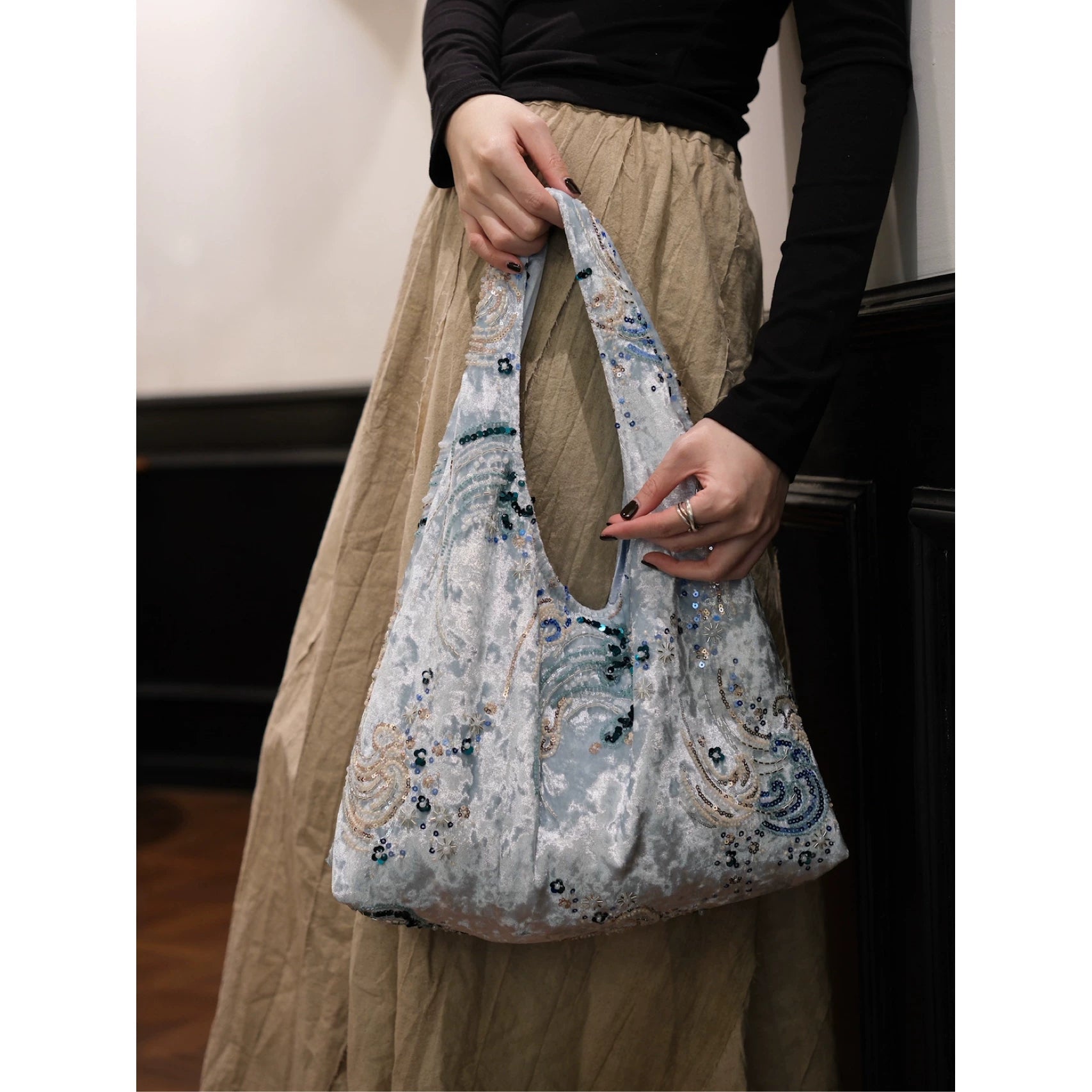 Moon Tide Velvet Hobo Bag - Lumivault