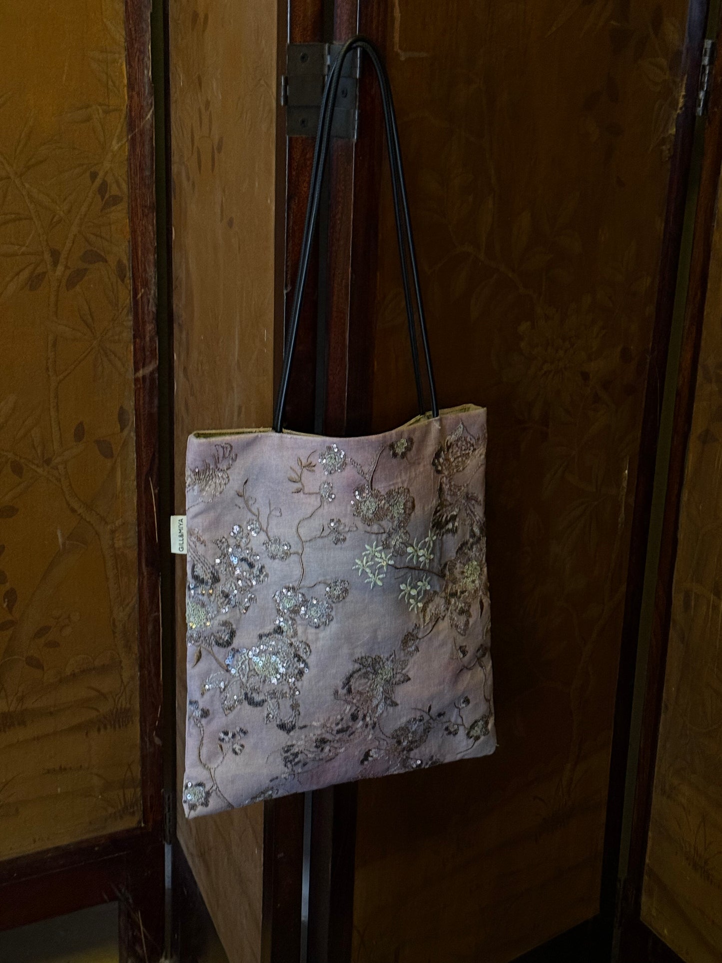 Embroidered Cotton Linen Shoulder Bag - Lumivault