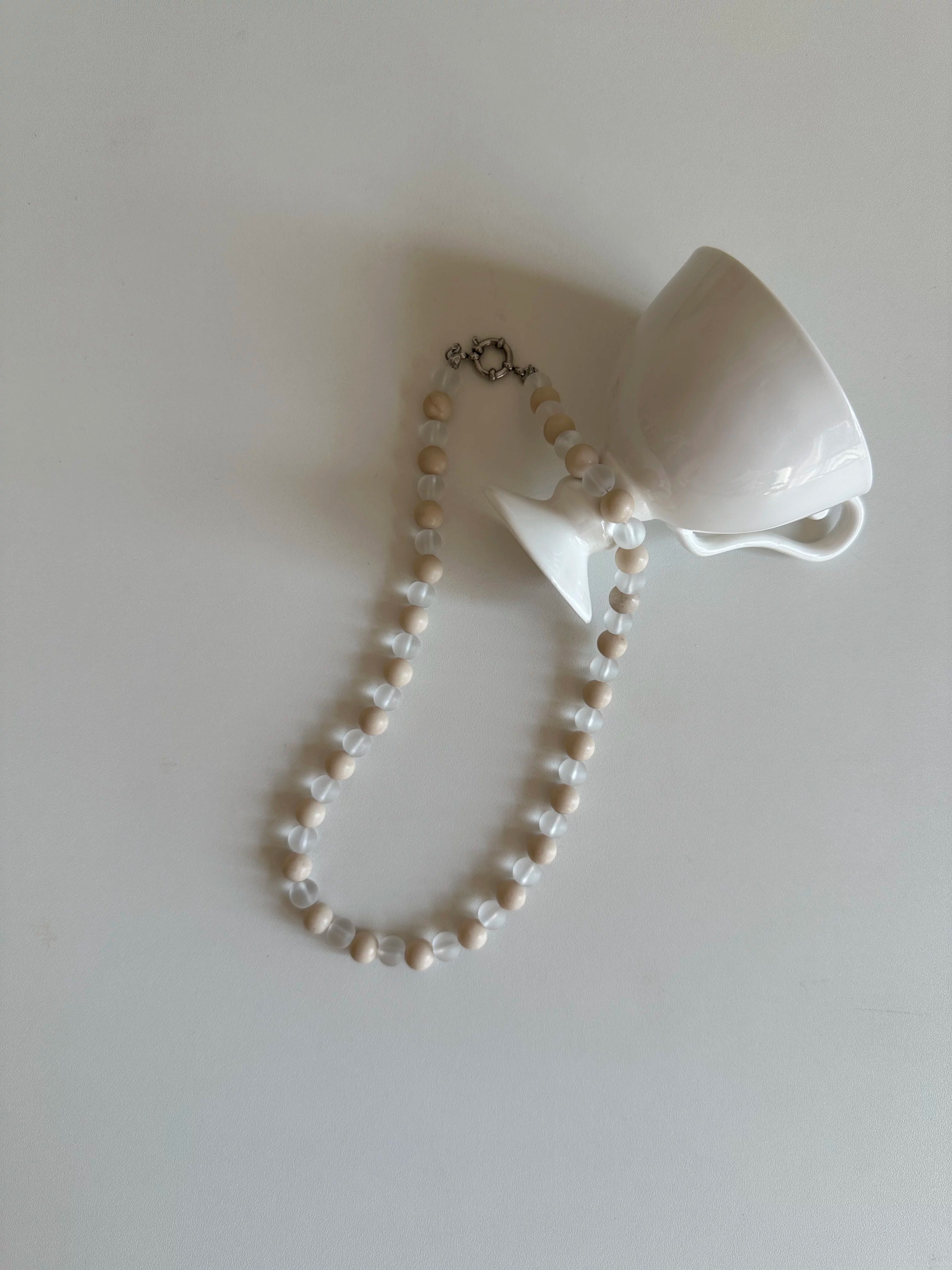 White Fossil Beaded Clavicle Necklace - Lumivault