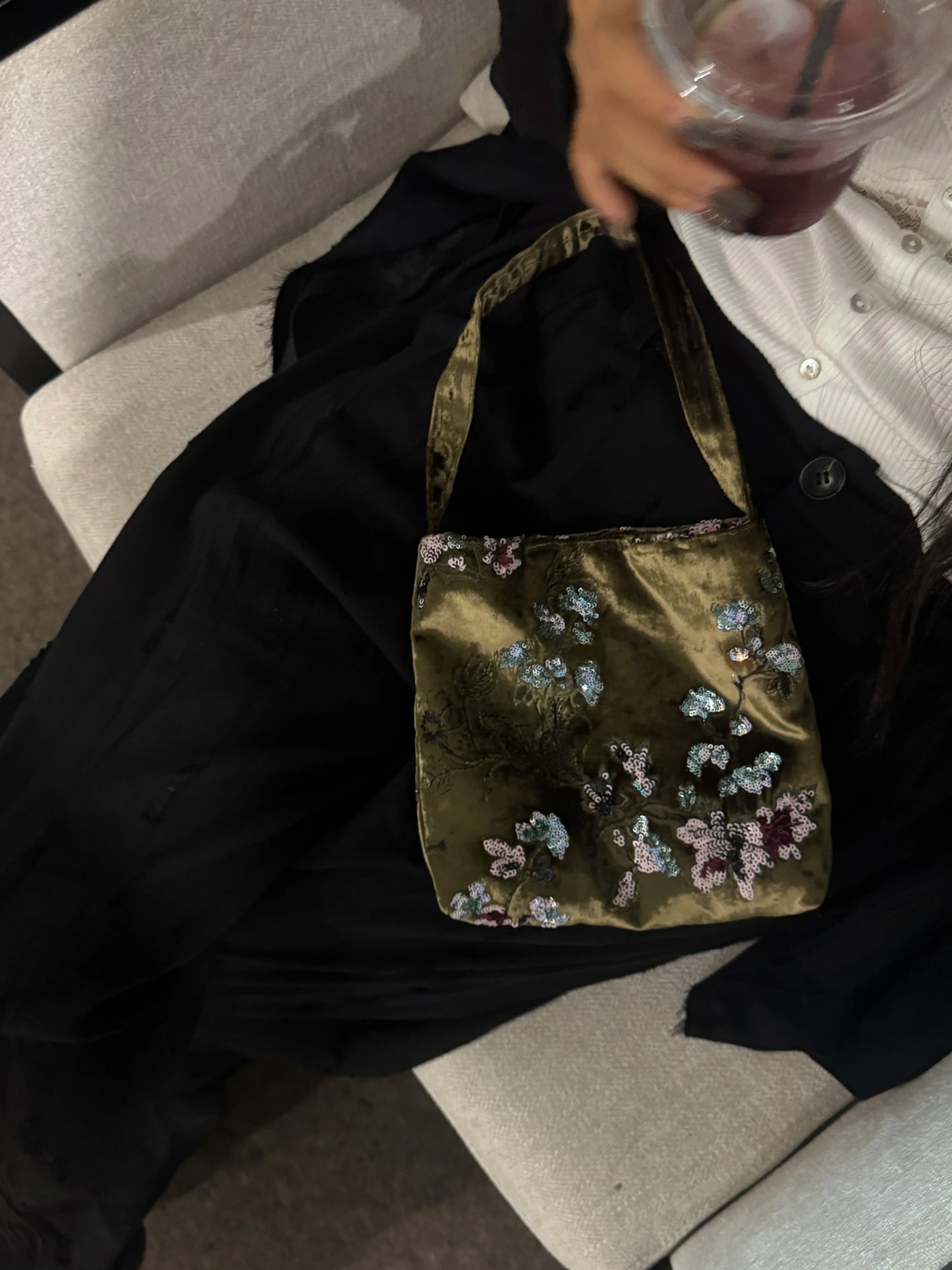 Embroidery Silk Velvet Shoulder Bag - Lumivault