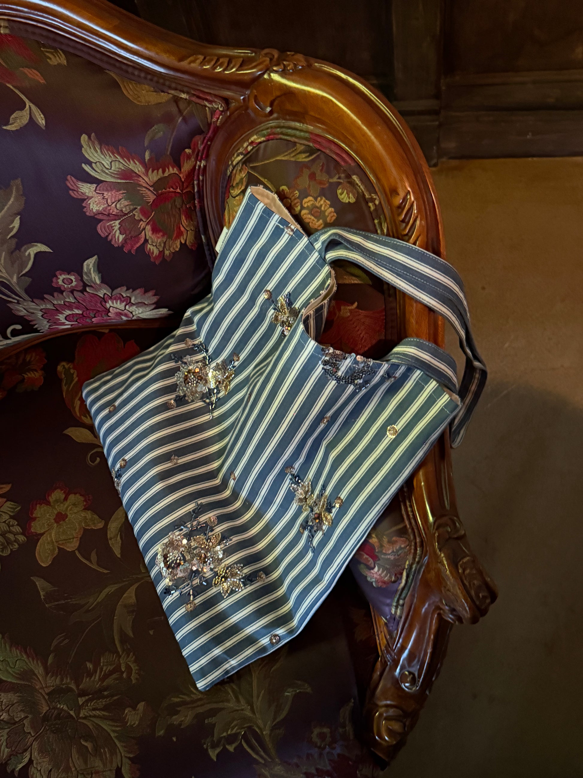 Classic Embroidered Striped Canvas Bag - Lumivault